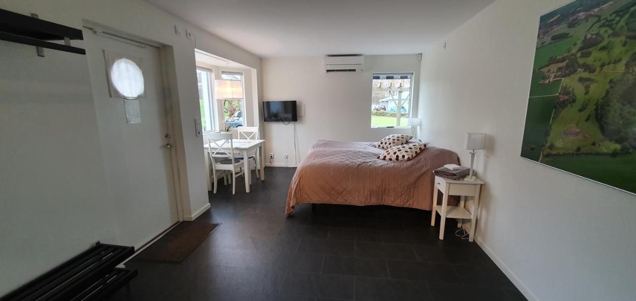 Soederasens Golf Lodge Risekatslosa Kültér fotó